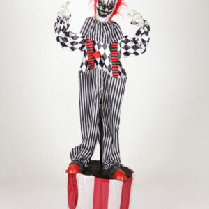 clown on stage animatronics